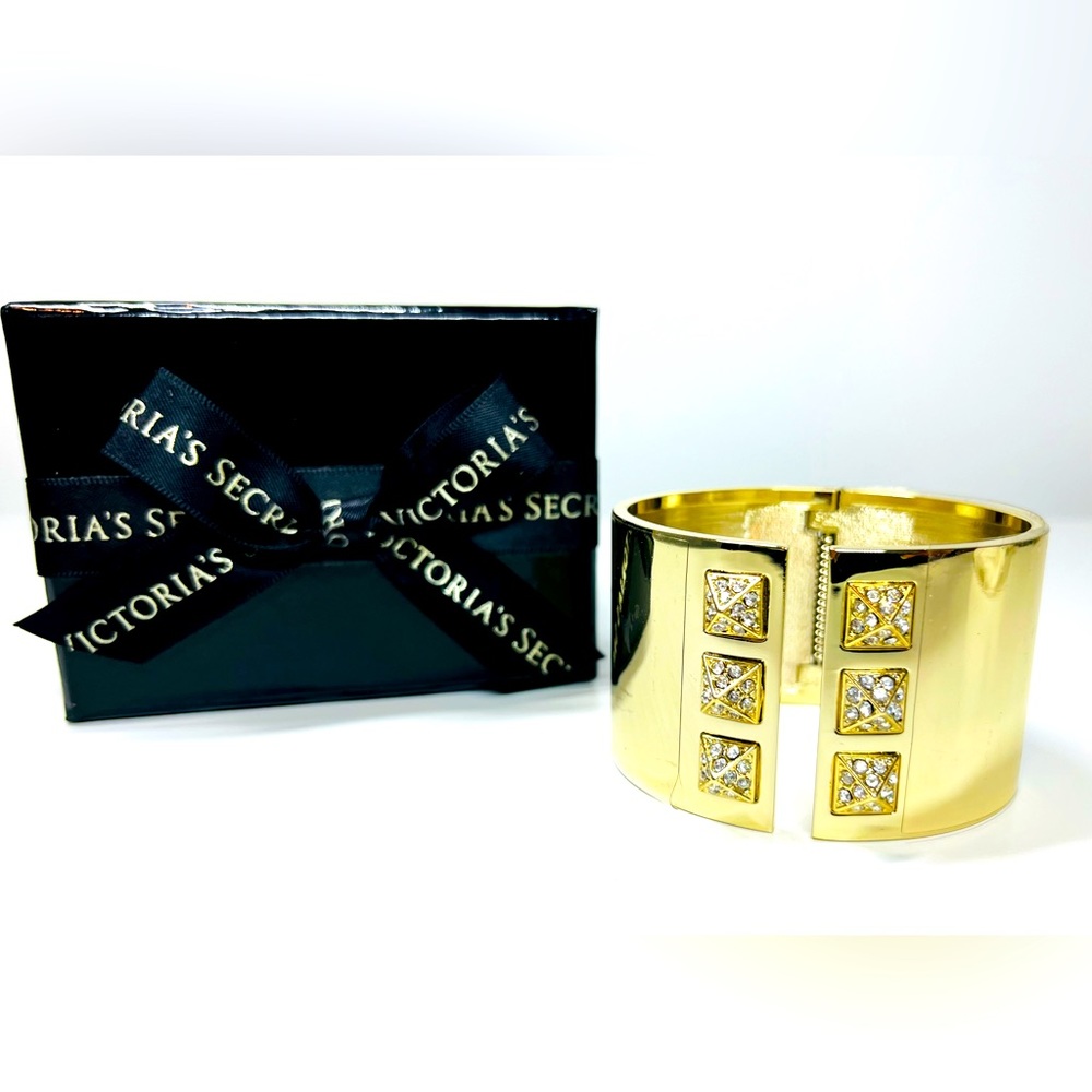 NIB Victoria Secret Gold Tone Rhinestone Bracelet bangle Cuff